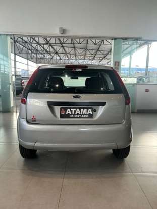 FORD-FIESTA-2011