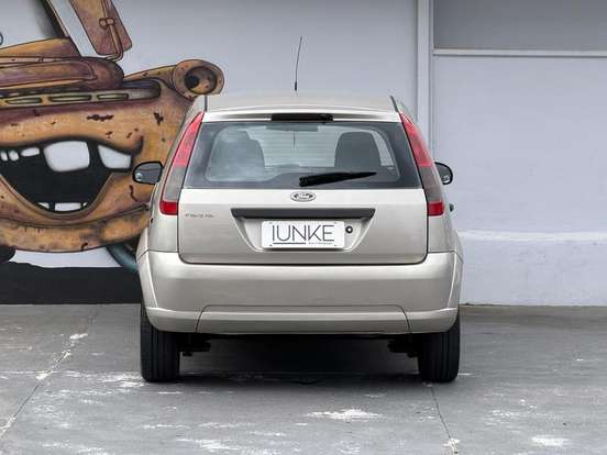 FORD-FIESTA-2012