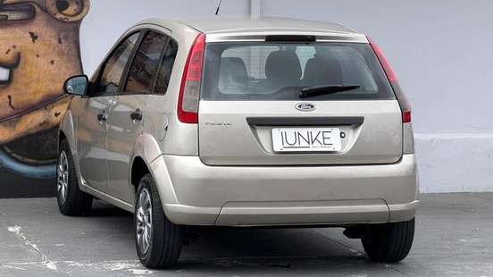 FORD-FIESTA-2012
