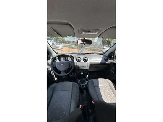 FORD-FIESTA-2011