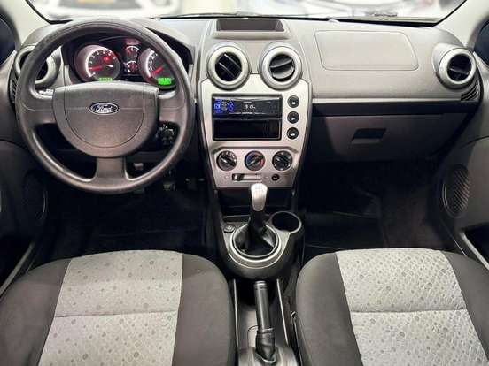 FORD-FIESTA-2012