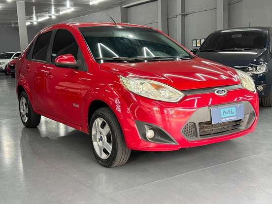 FORD-FIESTA-2012