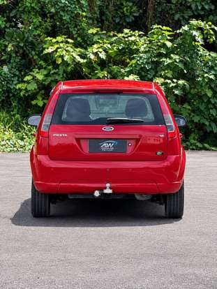 FORD-FIESTA-2013