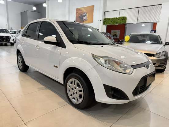FORD-FIESTA-2012