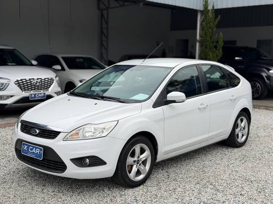 FORD FOCUS 1.6 GLX 16V FLEX 4P MANUAL