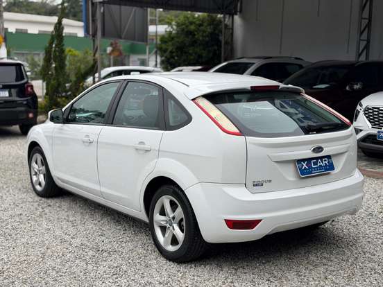 FORD-FOCUS-1.6 GLX 16V FLEX 4P MANUAL FORD-FOCUS-2012