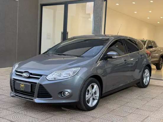 FORD-FOCUS-2013