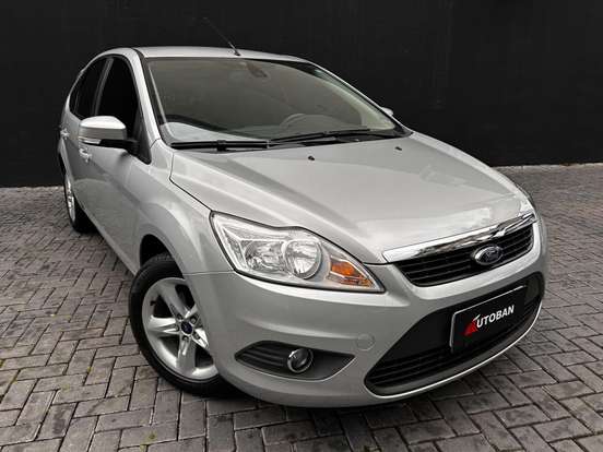 FORD-FOCUS-2.0 GLX 16V FLEX 4P AUTOMÁTICO FORD-FOCUS-2013