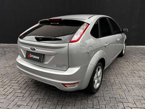 FORD-FOCUS-2.0 GLX 16V FLEX 4P AUTOMÁTICO FORD-FOCUS-2013