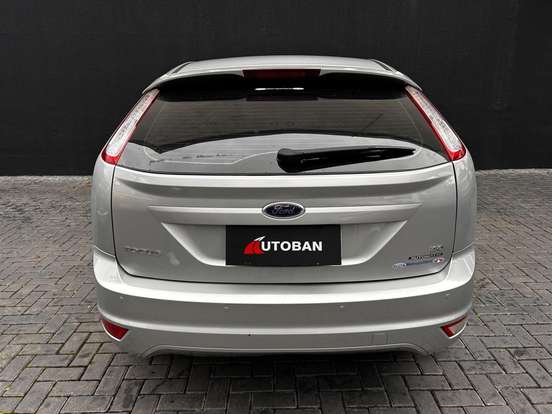 FORD-FOCUS-2.0 GLX 16V FLEX 4P AUTOMÁTICO FORD-FOCUS-2013