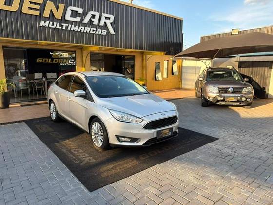 FORD FOCUS 2.0 SE 16V FLEX 4P POWERSHIFT