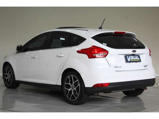 FORD-FOCUS-2017