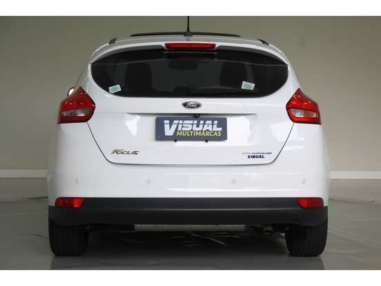 FORD-FOCUS-2017