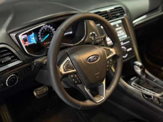 FORD-FUSION-2015