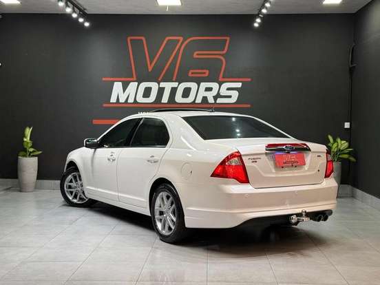 FORD-FUSION-2011