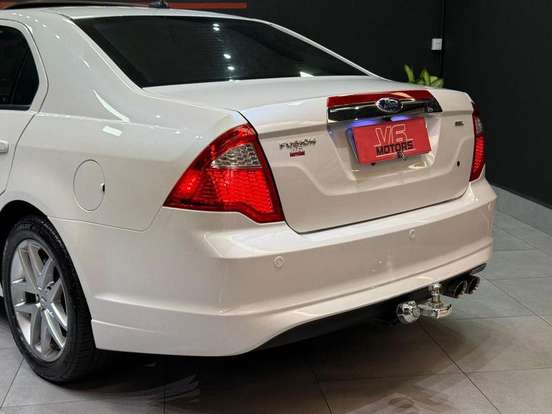 FORD-FUSION-2011