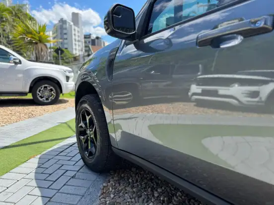 FORD-MAVERICK-2.0 ECOBOOST GASOLINA LARIAT FX4 AUTOMÁTICO FORD-MAVERICK-2024