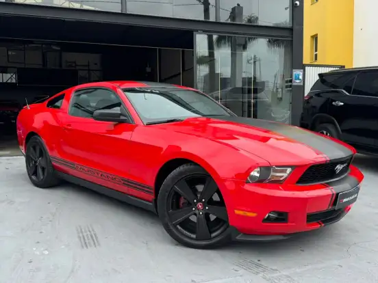 FORD-MUSTANG-2010