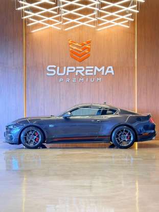 FORD-MUSTANG-2023