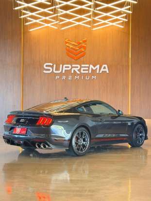 FORD-MUSTANG-2023