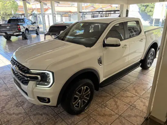 FORD-RANGER-3.0 V6 TURBO DIESEL CD XLT 4X4 AUTOMÁTICO FORD-RANGER-2024