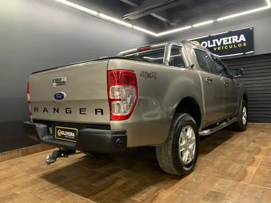 FORD-RANGER-2014