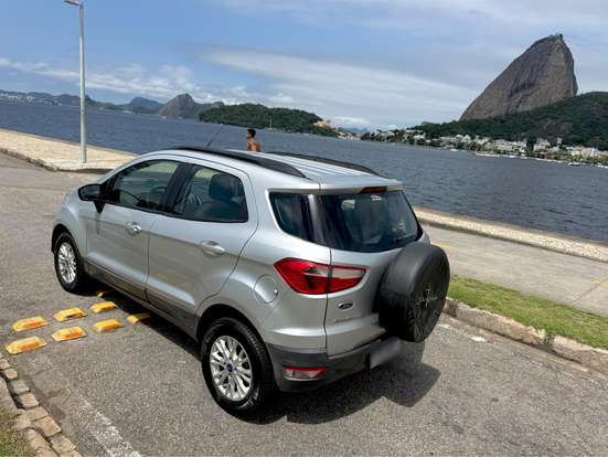 FORD-ECOSPORT-2017