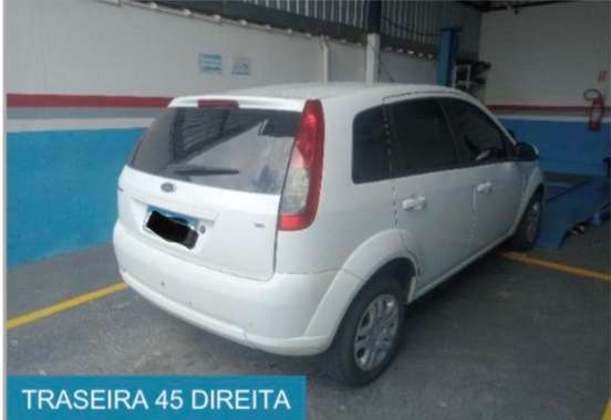FORD-FIESTA-2013
