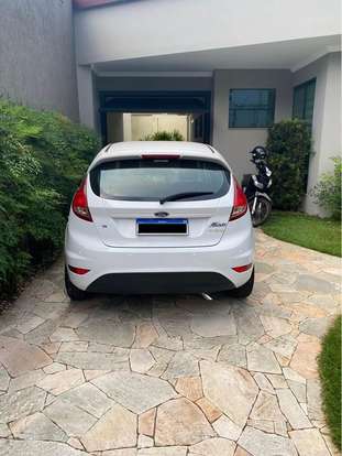 FORD-FIESTA-2016