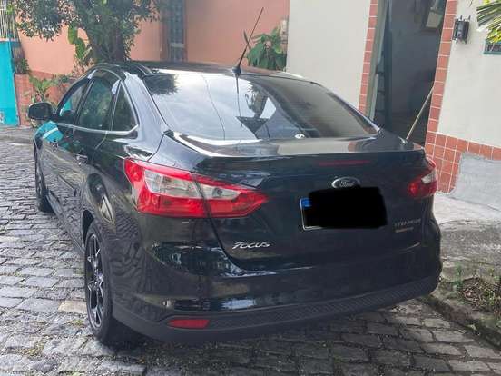 FORD-FOCUS-2.0 TITANIUM PLUS SEDAN 16V FLEX 4P POWERSHIFT FORD-FOCUS-2014