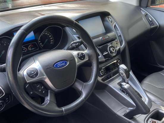 FORD-FOCUS-2.0 TITANIUM PLUS SEDAN 16V FLEX 4P POWERSHIFT FORD-FOCUS-2014