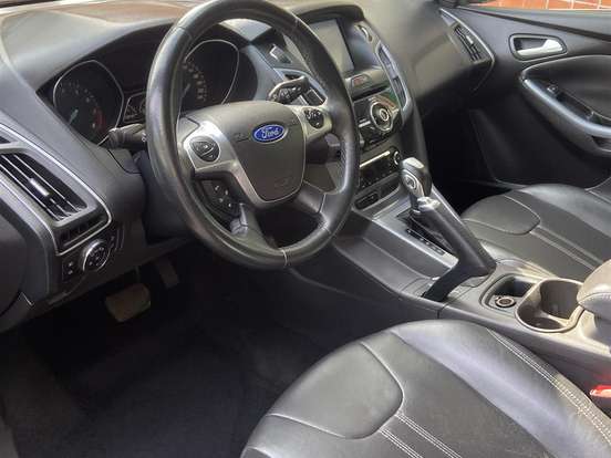FORD-FOCUS-2.0 TITANIUM PLUS SEDAN 16V FLEX 4P POWERSHIFT FORD-FOCUS-2014
