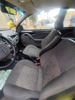 FORD-KA-2010