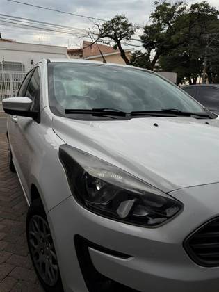 FORD KA 1.5 TI-VCT FLEX SE SEDAN MANUAL