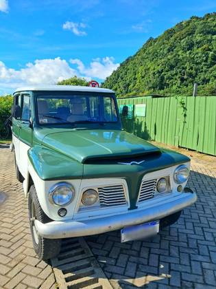 FORD RURAL 2.8 4X4 6 CILINDROS 12V GASOLINA 2P MANUAL