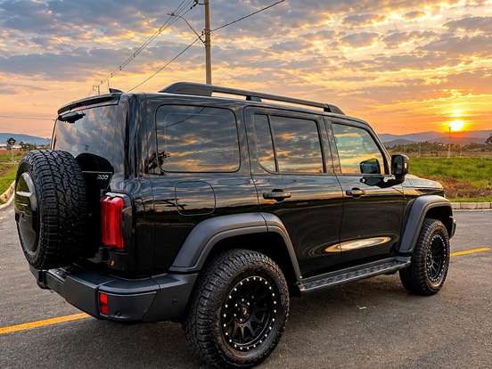 GWM-TANK 300-2.0 HI4-T PHEV 4X4 9HAT GWM-TANK 300-2025