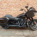 HARLEY-DAVIDSON ROAD GLIDE HARLEY-DAVIDSON ROAD GLIDE