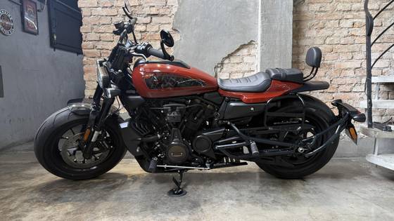 HARLEY-DAVIDSON SPORTSTER S 