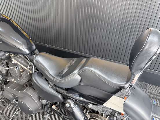 HARLEY-DAVIDSON-SPORTSTER XL 883N IRON HARLEY-DAVIDSON-SPORTSTER XL 883N IRON-2010