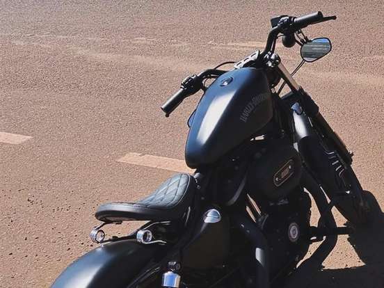 HARLEY-DAVIDSON-SPORTSTER IRON 883 HARLEY-DAVIDSON-SPORTSTER IRON 883-2014
