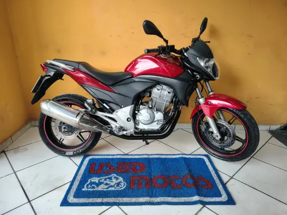 HONDA CB 300R 