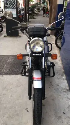 HONDA-CB 400-1982