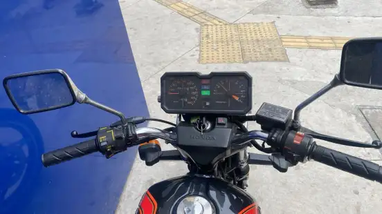 HONDA-CB 450-1985