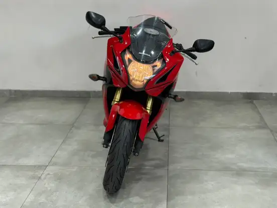 HONDA-CBR 600F-2012