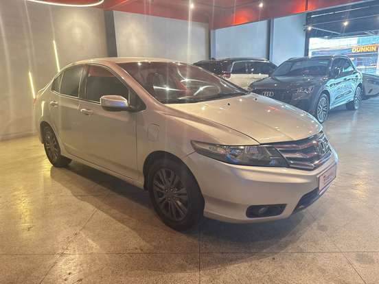 HONDA-CITY-1.5 LX 16V FLEX 4P AUTOMÁTICO HONDA-CITY-2013