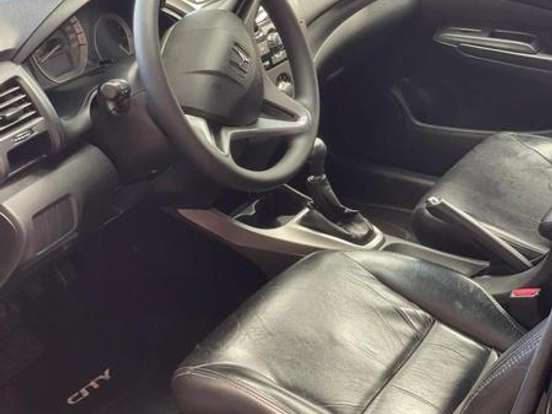 HONDA-CITY-1.5 LX 16V FLEX 4P MANUAL HONDA-CITY-2012