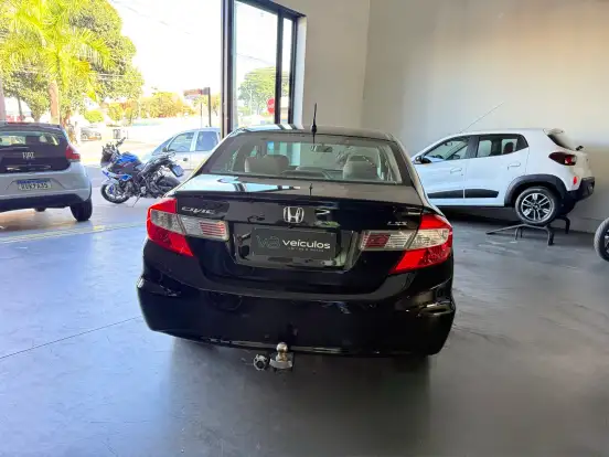 HONDA-CIVIC-1.8 LXS 16V FLEX 4P AUTOMÁTICO HONDA-CIVIC-2013