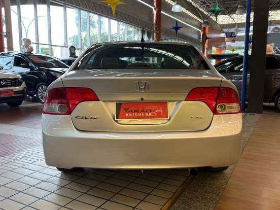 HONDA-CIVIC-2010