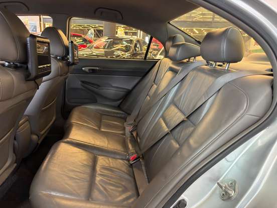 HONDA-CIVIC-2010