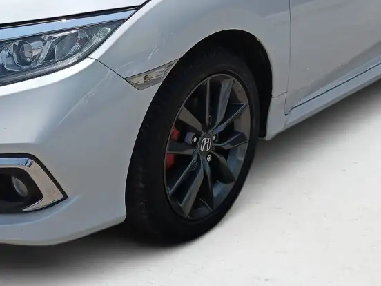HONDA-CIVIC-2021